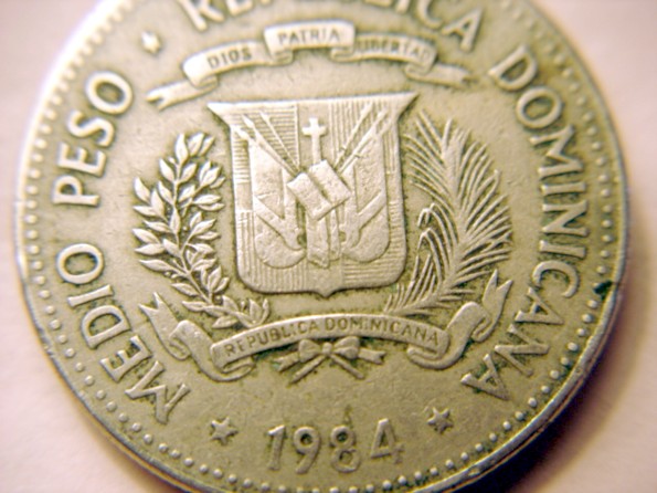 1984-Dominican-Republic-Medio-Peso